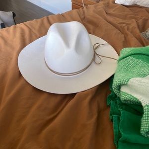 Brand New Aritzia Hat
